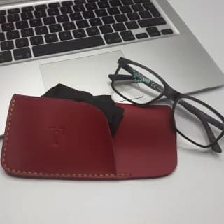 Etui Ochelari Rosu din Piele Naturala cu suport pentru laveta 17 x 8 x 2, 5 cm - 12